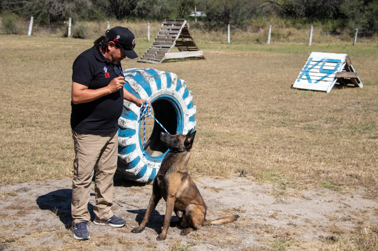 La UAT Lanza Programa de Adiestramiento Canino