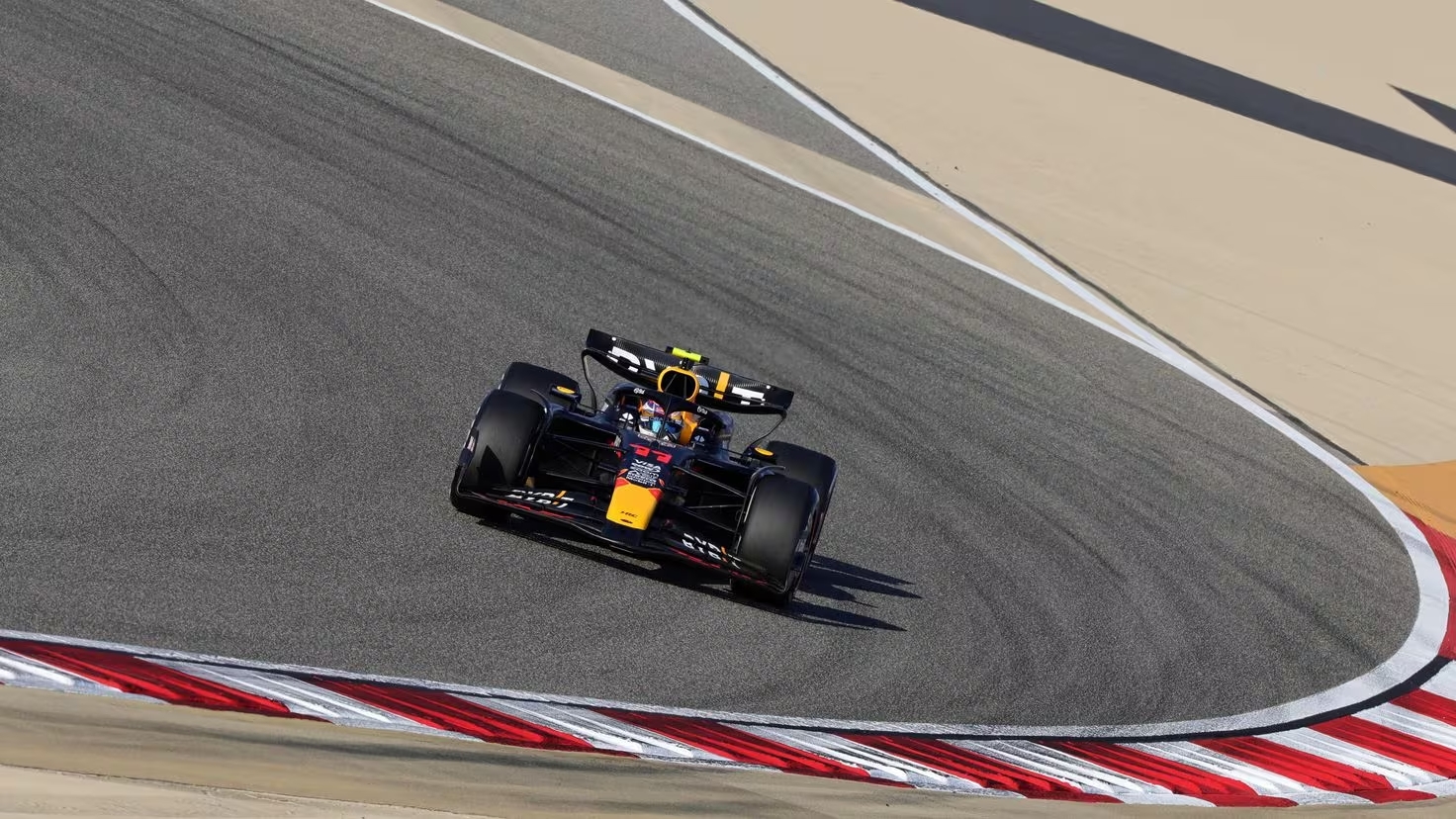 Checo Pérez en Bahrein