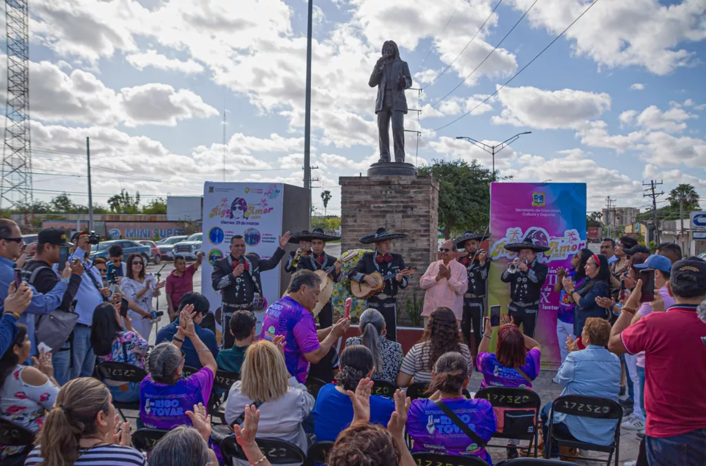 Conmemoración de Natalicio de Rigo Tovar