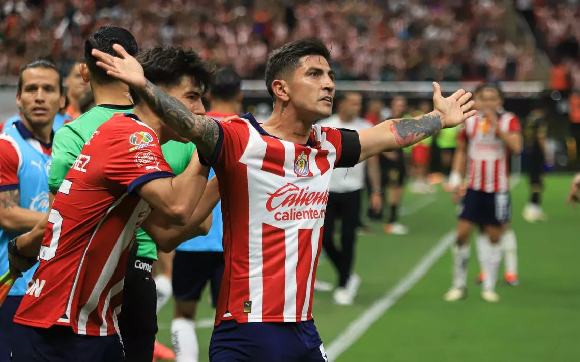 Chivas Asegura Ventaja Mínima Contra Toluca en Cuartos de Final