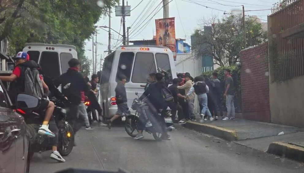 Violencia en CCH Naucalpan Resulta en Muerte Estudiantil