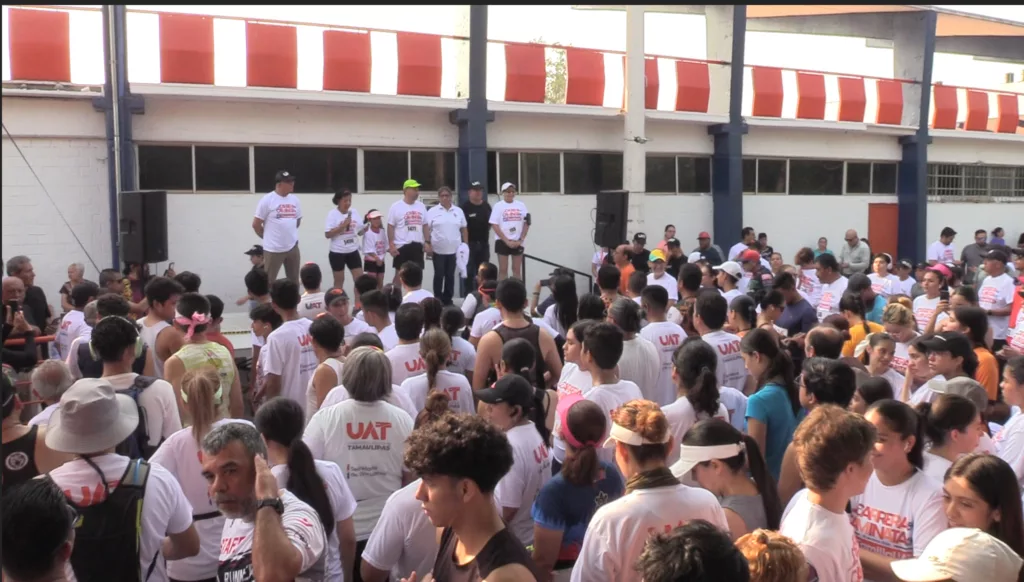 Gran éxito en la Carrera y Caminata #FamiliaUAT