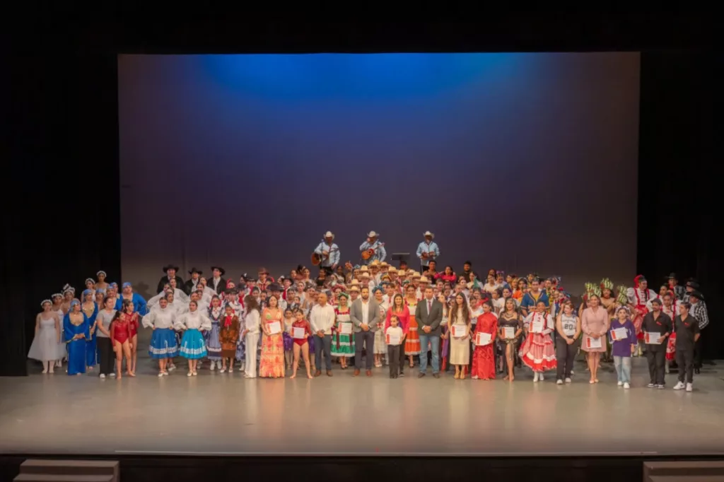 UAT Destaca en la Celebración del Día Internacional de la Danza