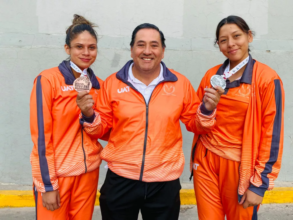 UAT Destaca en Taekwondo con Medallas de Plata y Bronce