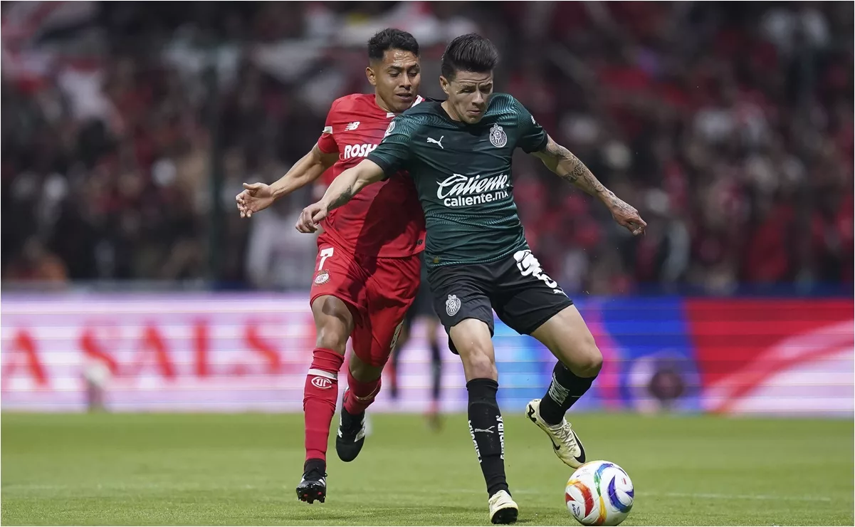 Chivas Avanza a Semifinales Tras Duelo Tenso Contra Toluca