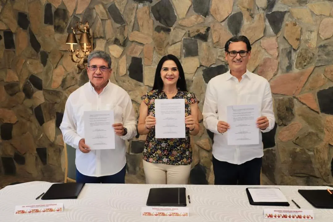 Candidatos Firman Pacto por el Sur