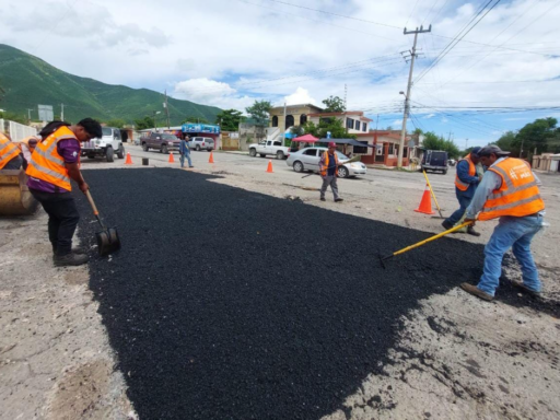 Gobierno de Victoria Intensifica Labores de Bacheo y Nivelación de Calles