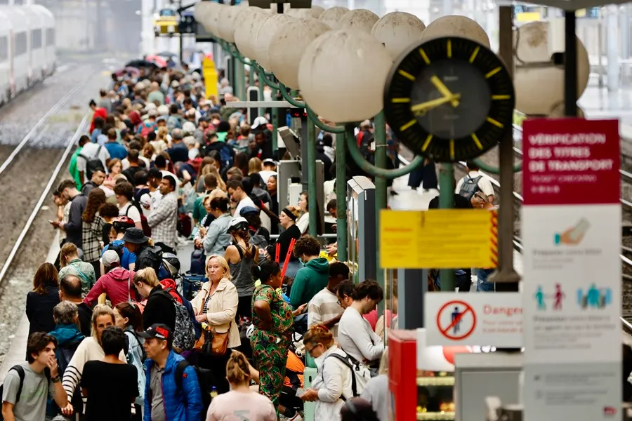 Sabotaje en Red Ferroviaria de París Causa Caos en el Día de Inauguración de los Juegos Olímpicos