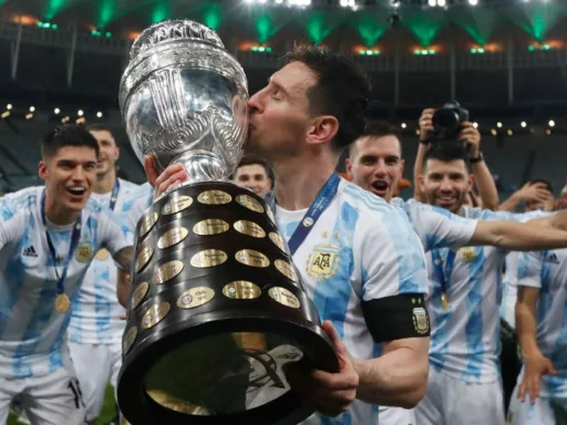 Lionel Messi Continúa Sumando Trofeos