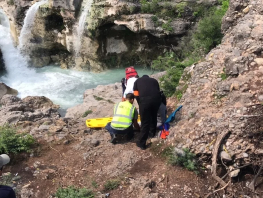 Accidente en La Cascada de Juan Capitán por tomar selfie