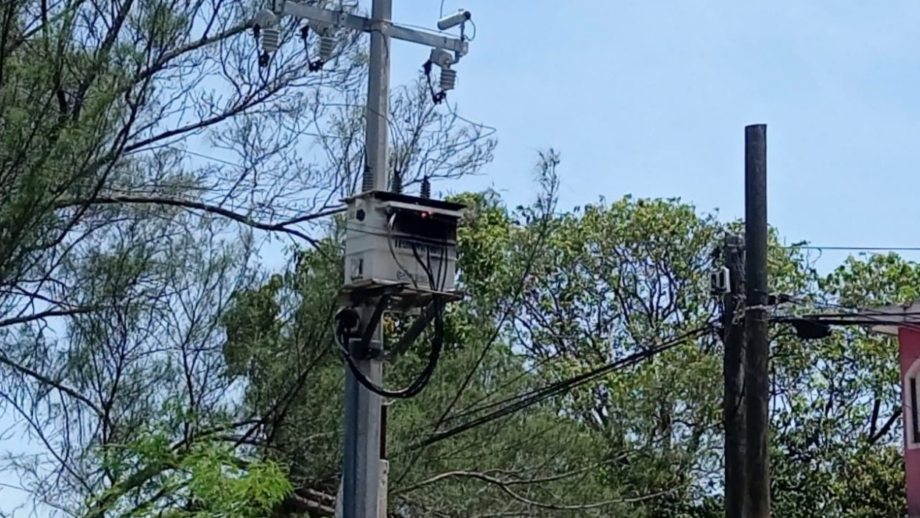 Incendio en Transformador Provoca Desalojo en Escuela Primaria de Ciudad Madero