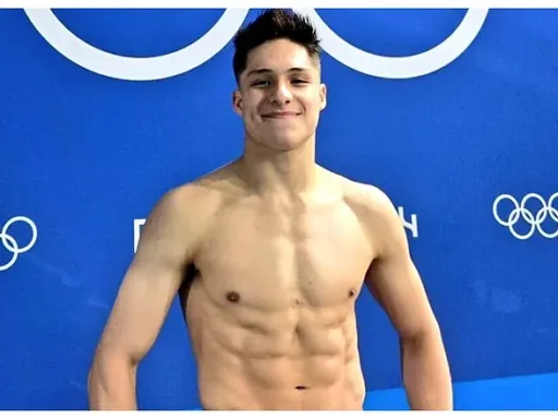 Osmar Olvera clasifica a semifinal de trampolín 3 metros; Kevin Muñoz, reserva