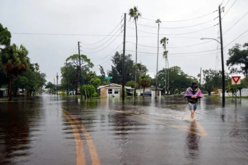 Azota «Debby» en Florida y Georgia: cinco muertos