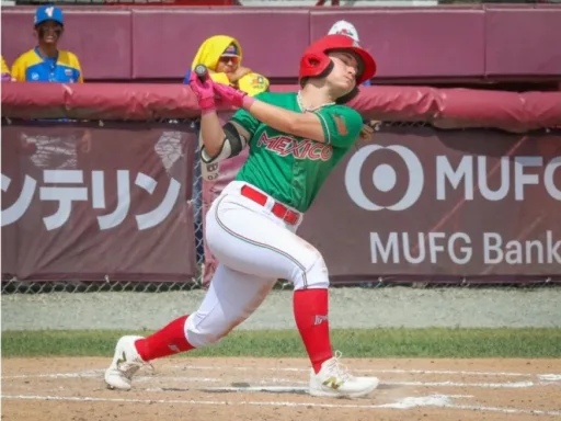 Edith de Leija, la Mejor Tercera Base del Mundo en la Copa del Mundo de Béisbol Femenil