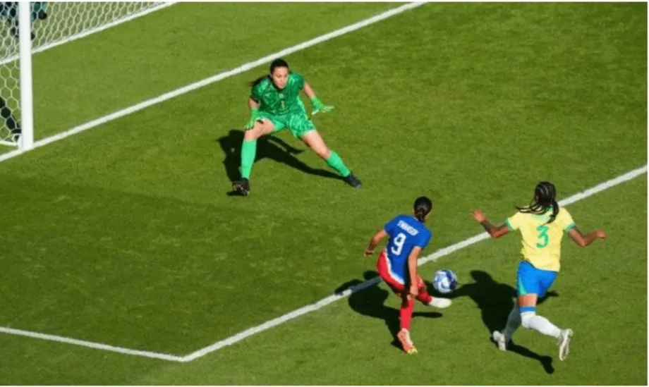 Estados Unidos vence a Brasil 1-0 en el adiós de Marta