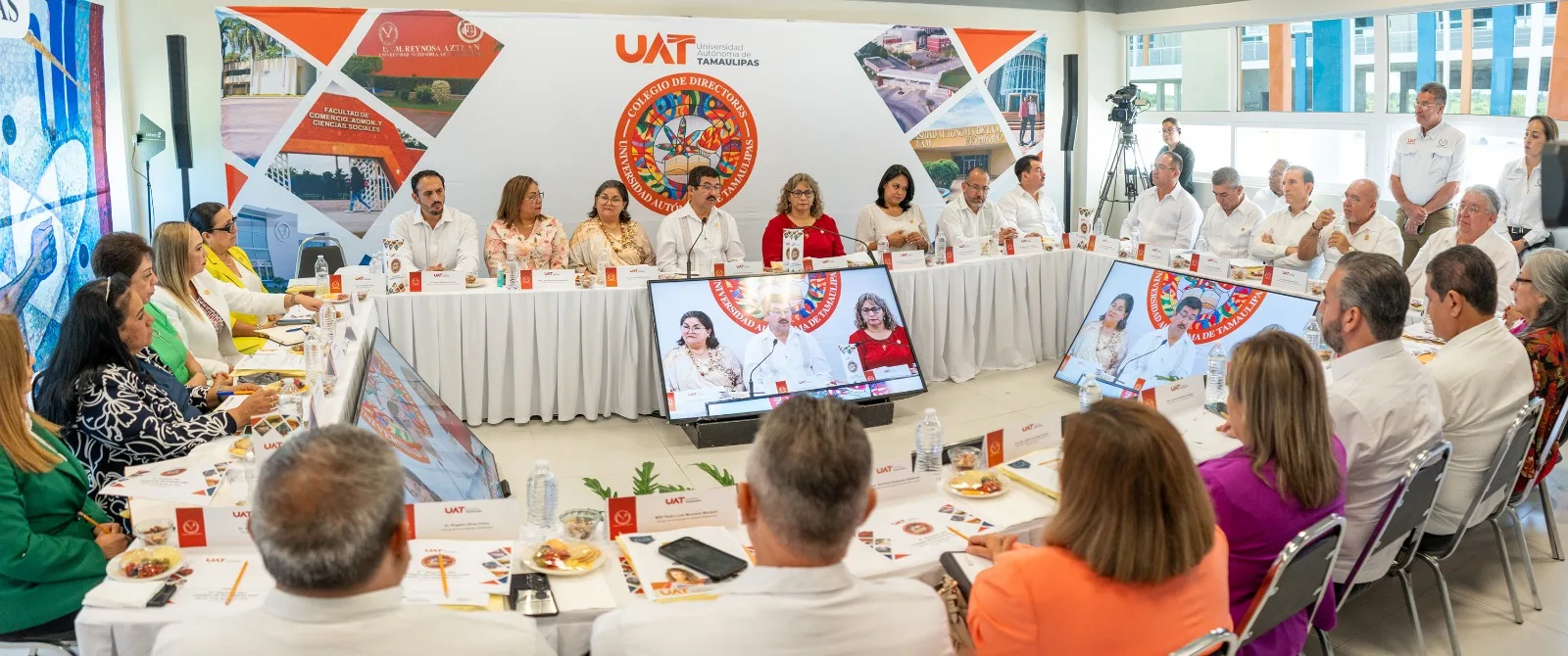 Rector de la UAT anuncia nuevos proyectos para impulsar el crecimiento universitario