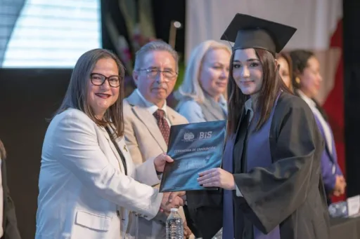 Tamaulipas celebra nuevos licenciados e ingenieros egresados de la Universidad Politécnica de Victoria