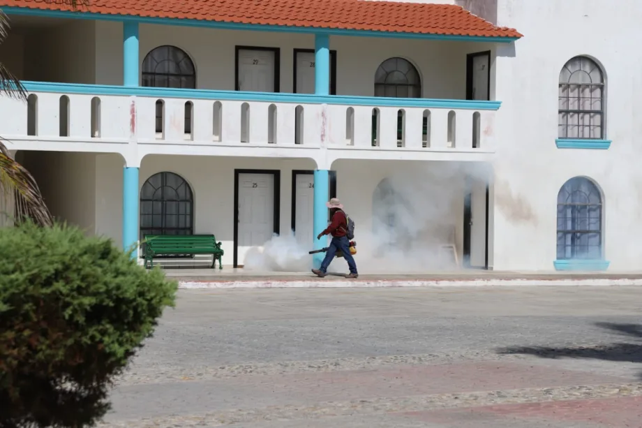 Capacita Secretaría de Salud a personal médico sobre dengue