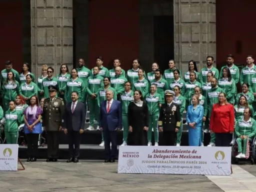 Delegación mexicana es abanderada rumbo a los Juegos Paralímpicos París 2024