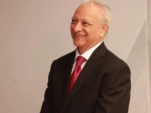 Víctor Rodríguez Padilla, nuevo director general de Pemex, es nombrado por la presidenta electa Claudia Sheinbaum