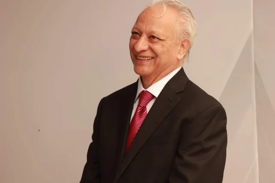 Víctor Rodríguez Padilla, nuevo director general de Pemex, es nombrado por la presidenta electa Claudia Sheinbaum