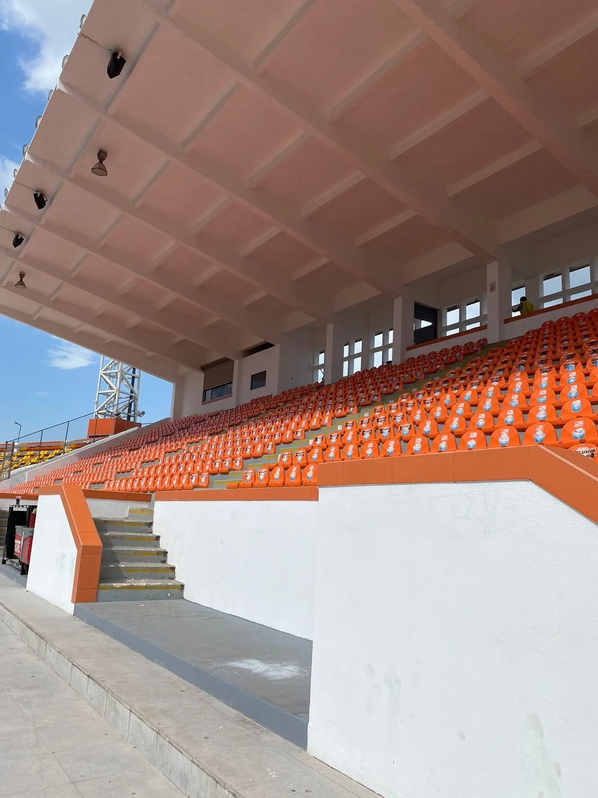 Estadio Olímpico Marte R. Gómez renueva su imagen