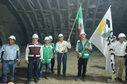 Américo atestigua conexión de túnel en la autopista Mante-Ocampo-Tula