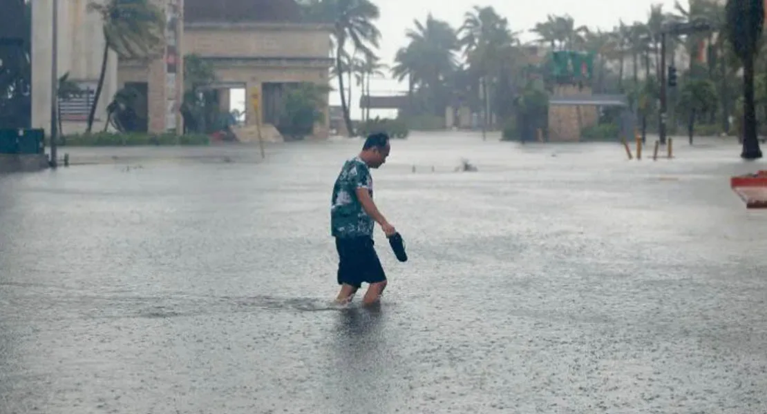 Helene no da tregua y deja inundaciones a su paso