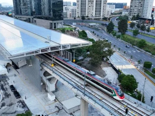 Sheinbaum: El rescate de trenes de pasajeros simboliza una nueva esperanza