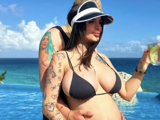 Papá del Bebé de Karely Ruiz: Del Tatuaje al Embarazo