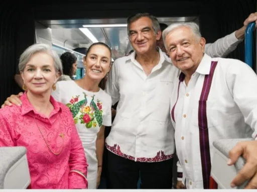 Américo Villarreal acompaña a AMLO y Claudia Sheinbaum en el viaje inaugural del Tren Maya