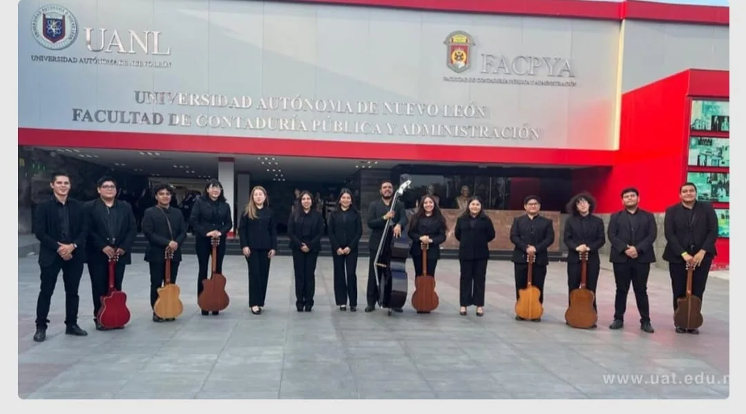 Estudiantes de la UAT brillan en festival nacional de rondallas