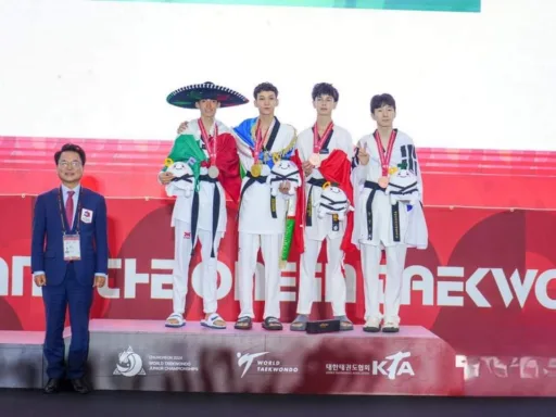 México logra Plata y Bronce en Mundial Juvenil de Taekwondo