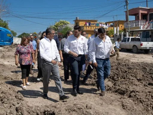 Alcalde supervisa rehabilitación de drenajes en Matamoros con inversión millonaria