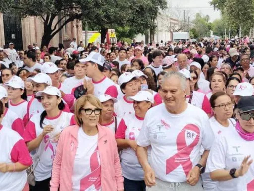 Conmemoran Día Internacional contra el Cáncer de Mama con «Caminata Rosa»