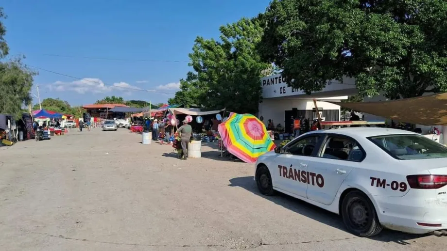 Ciudadanos reconocen trabajo en panteones de Ciudad Victoria