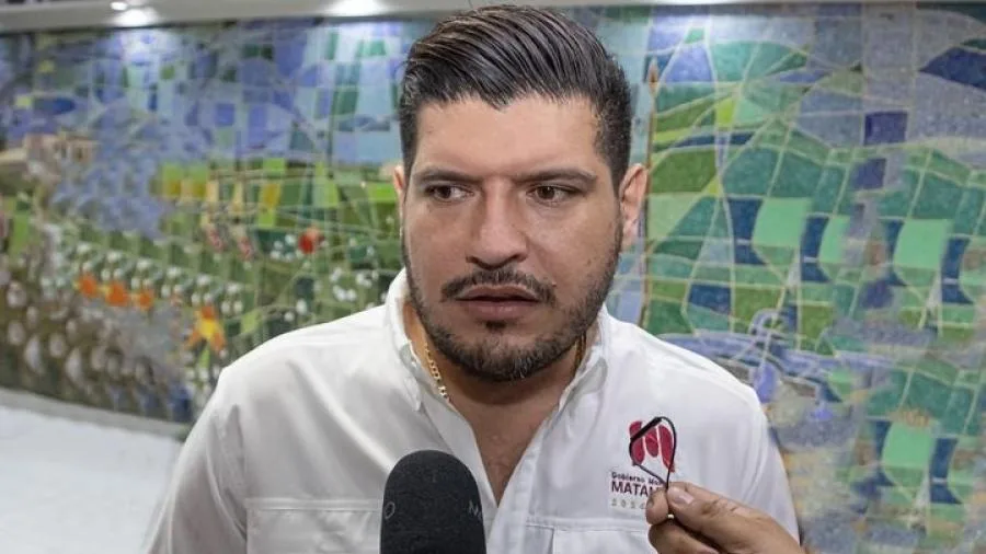 Exhorta el alcalde Alberto Granados a quienes se vieron afectados con robo de identidad en módulo de Repuve, a que denuncien