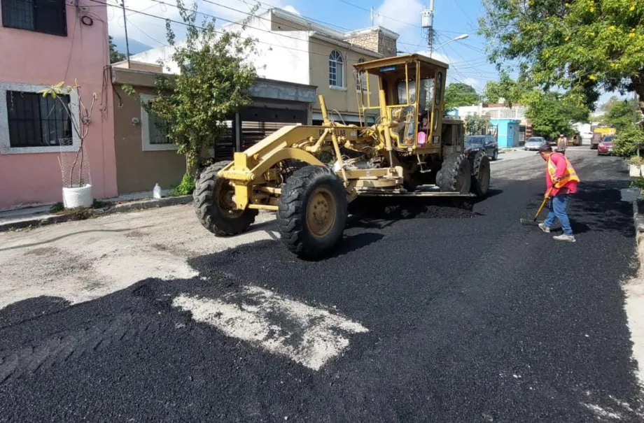 Mejoran más de 17 mil m² de calles en Ciudad Victoria