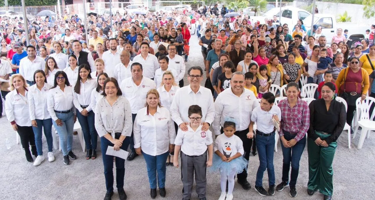 Inicia la entrega de 772 becas Avanza en Ciudad Madero.