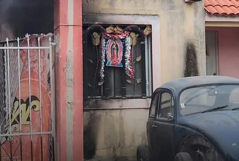 ¡Milagro en Mérida: imagen de la Virgen de Guadalupe queda intacta tras incendio!