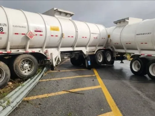 Alerta: Cierre de vialidad en Carretera Federal 101 en sentido de Sur a Norte